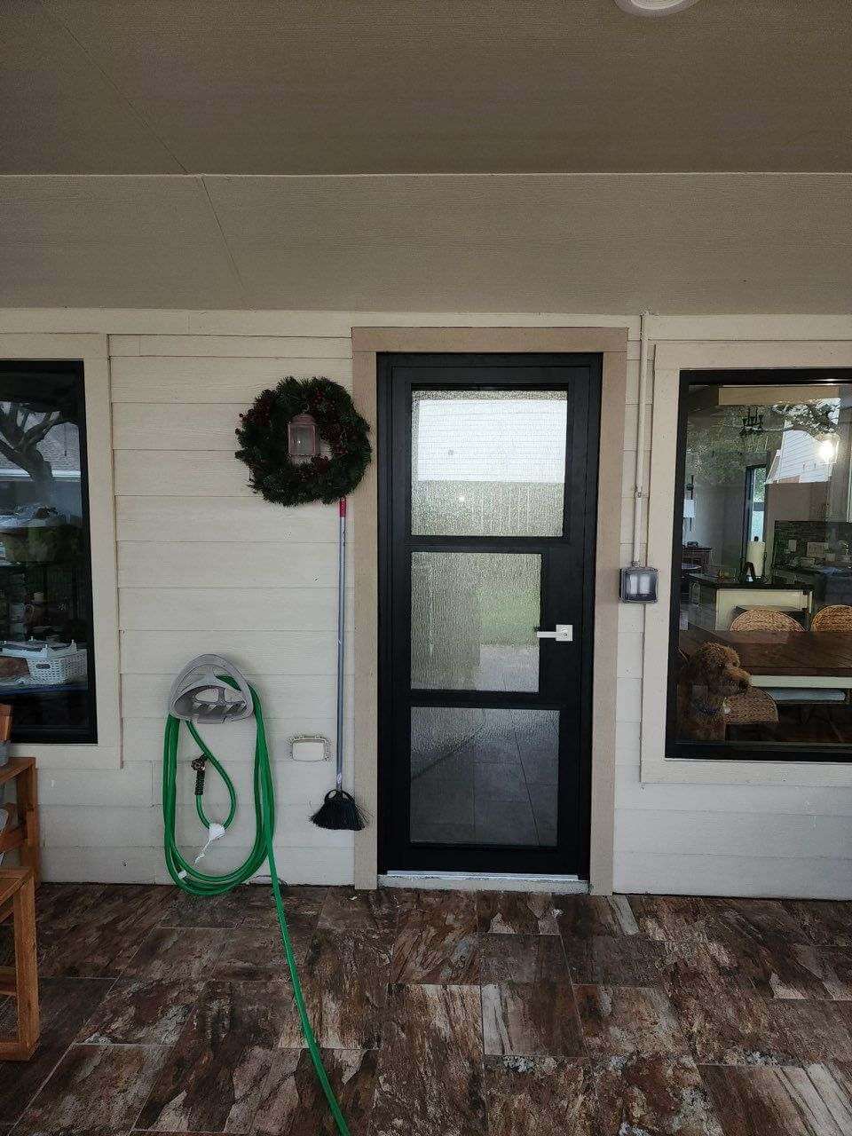 Single front door design
